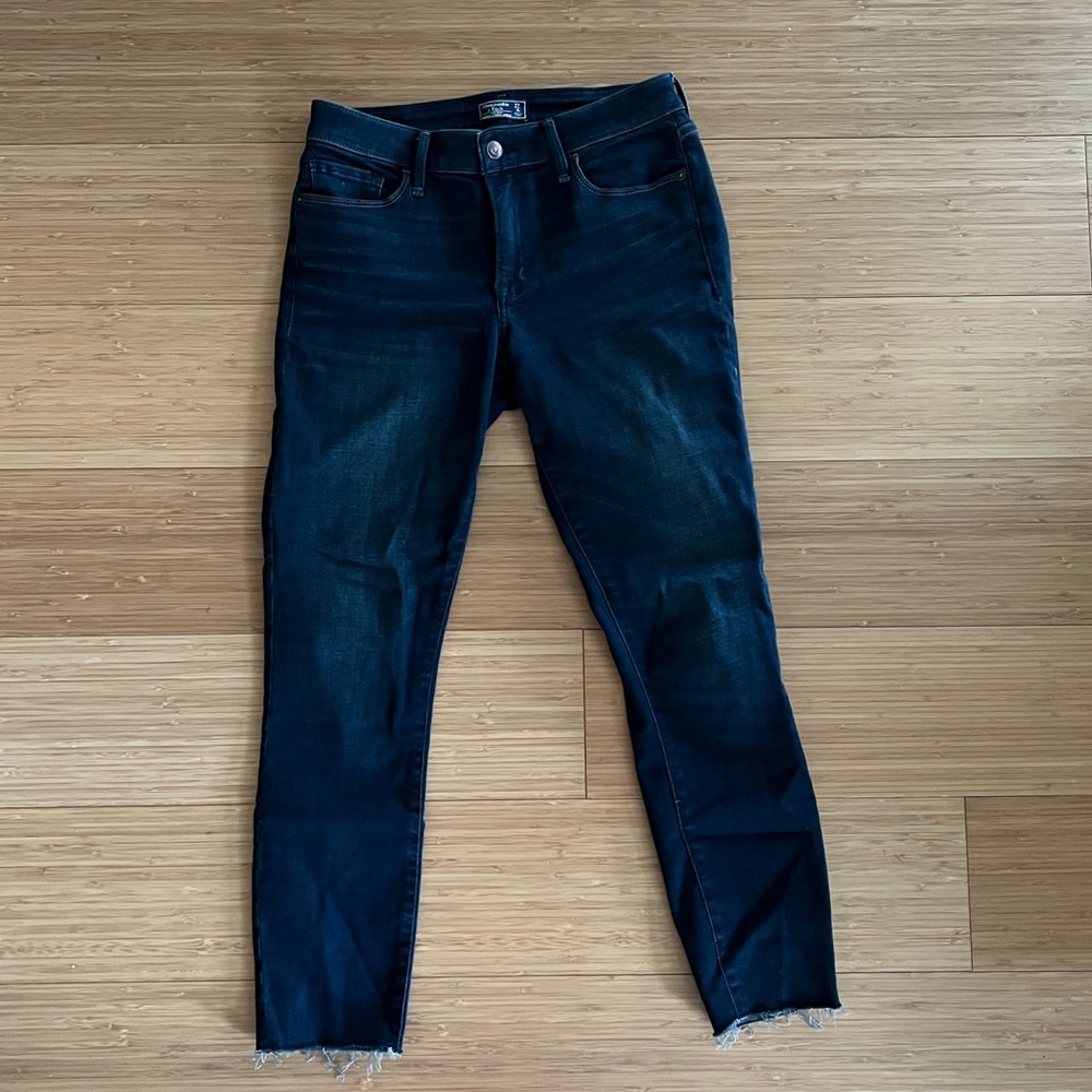 Abercrombie & Fitch Super Skinny Ankle Jeans